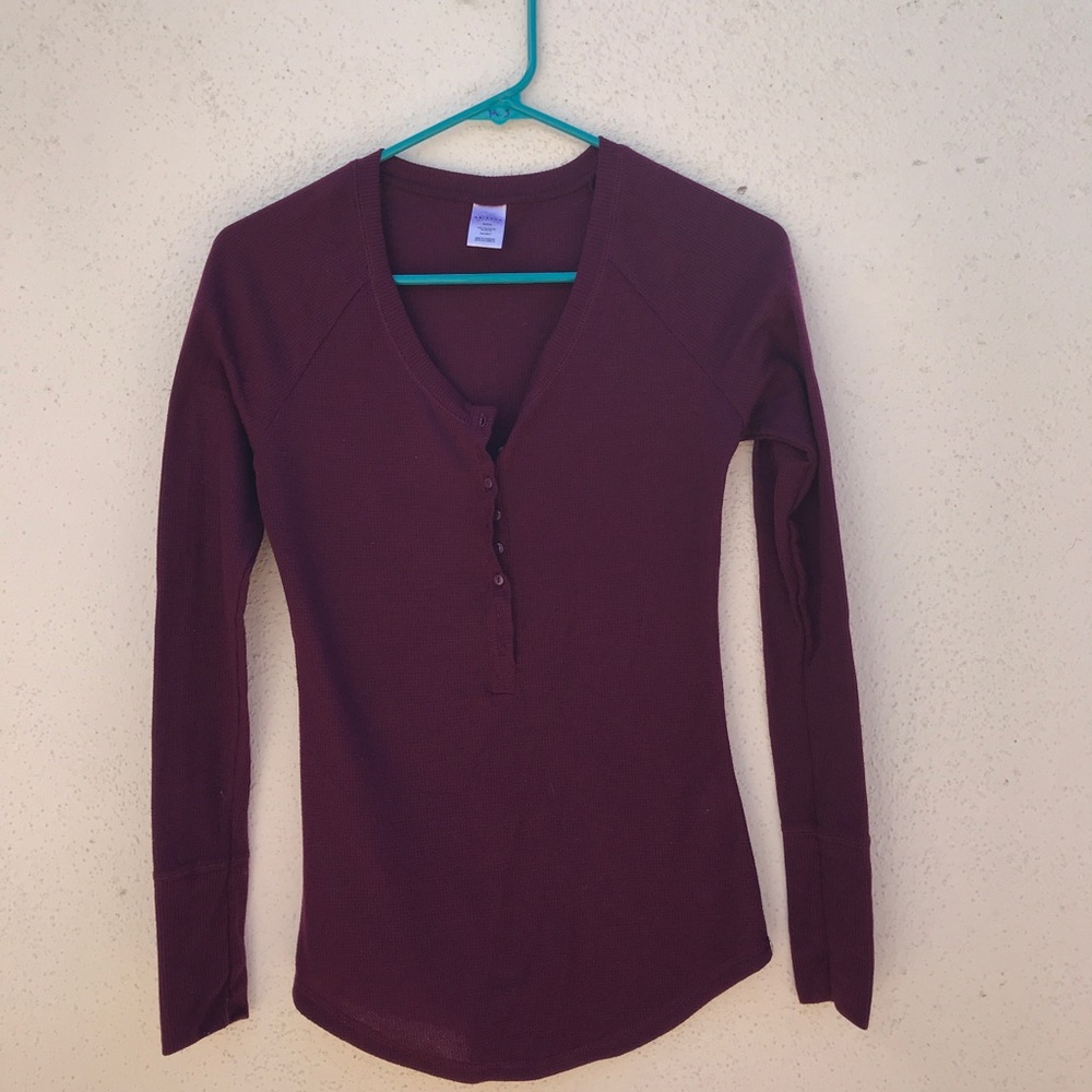 LONG SLEEVE PURPLE HENLEY
